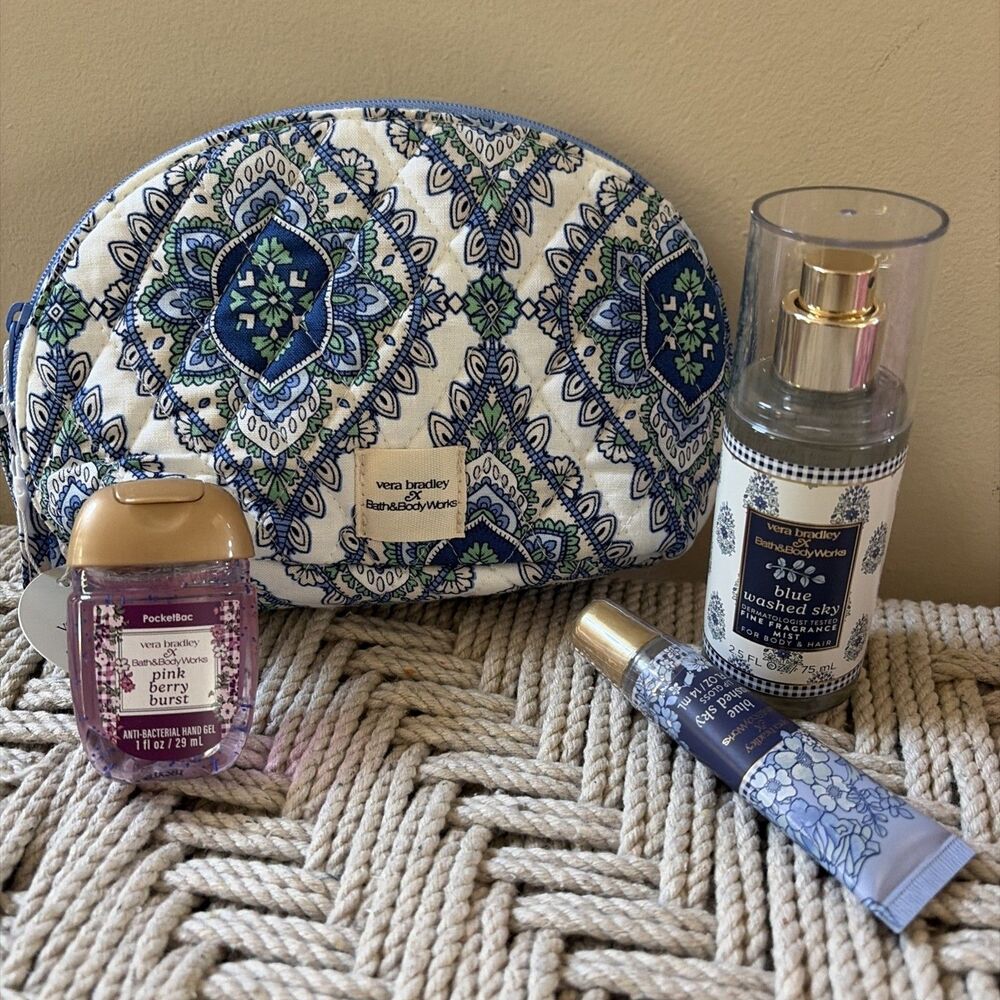 4 Pcs Gift Set Bath & Body Works Vera Bradley Blue Medallion Cosmetic Bag